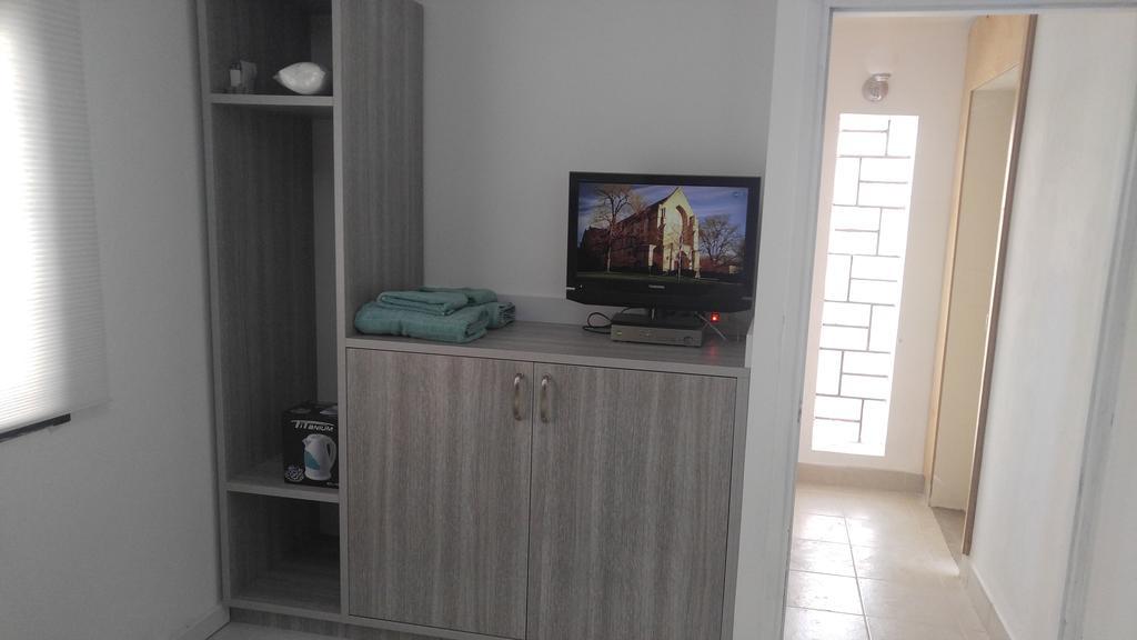 Quiet Garden Villa Rishon Leziyyon Luaran gambar